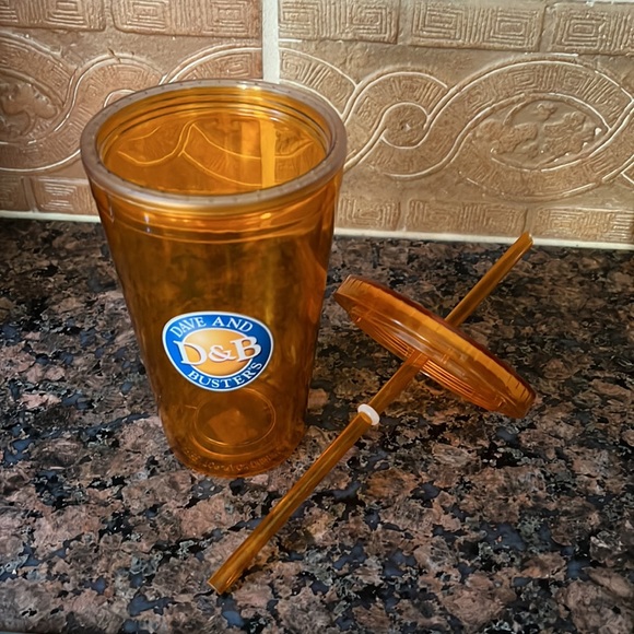 Dave & Busters reusable cold beverage 16 oz cup with straw - Picture 6 of 7